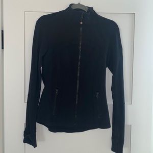 Lululemon zip up jacket black size 8